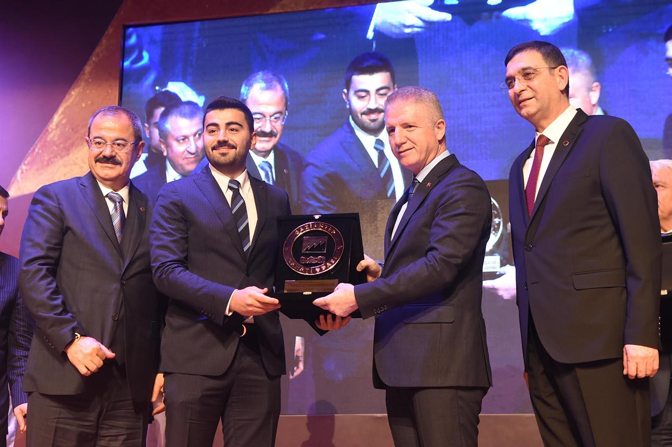 "Hedefimiz Türkiye'yi ilk 20'ye sokmaktır" "Hedefimiz Türkiye'yi ilk 20'ye sokmaktır"